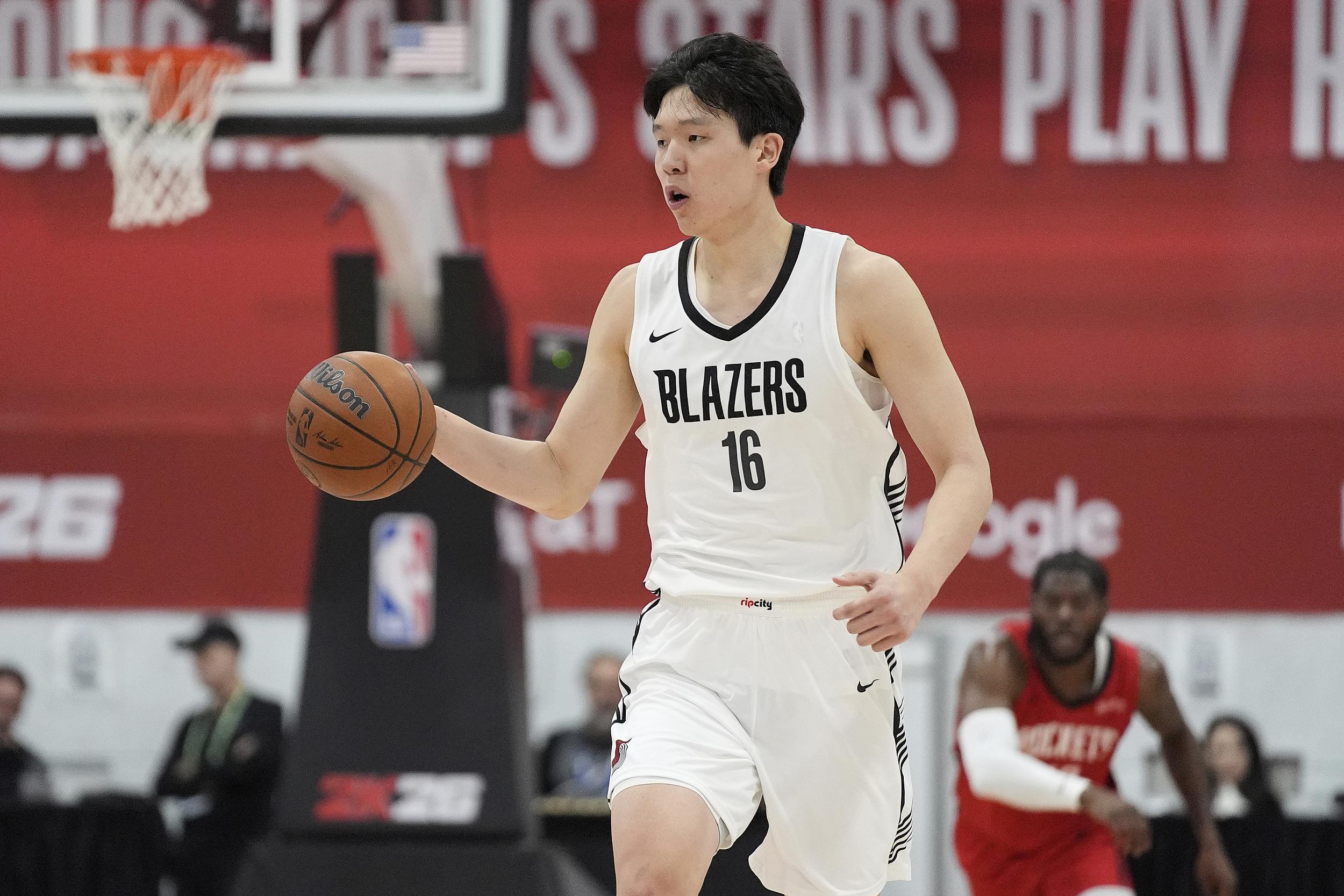 开云登录入口-美记：杨瀚森2K总评仅70分被严重低估，至少应达到73分